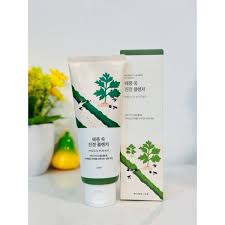 Round Lab Mugwort Calming Cleanser 150ML